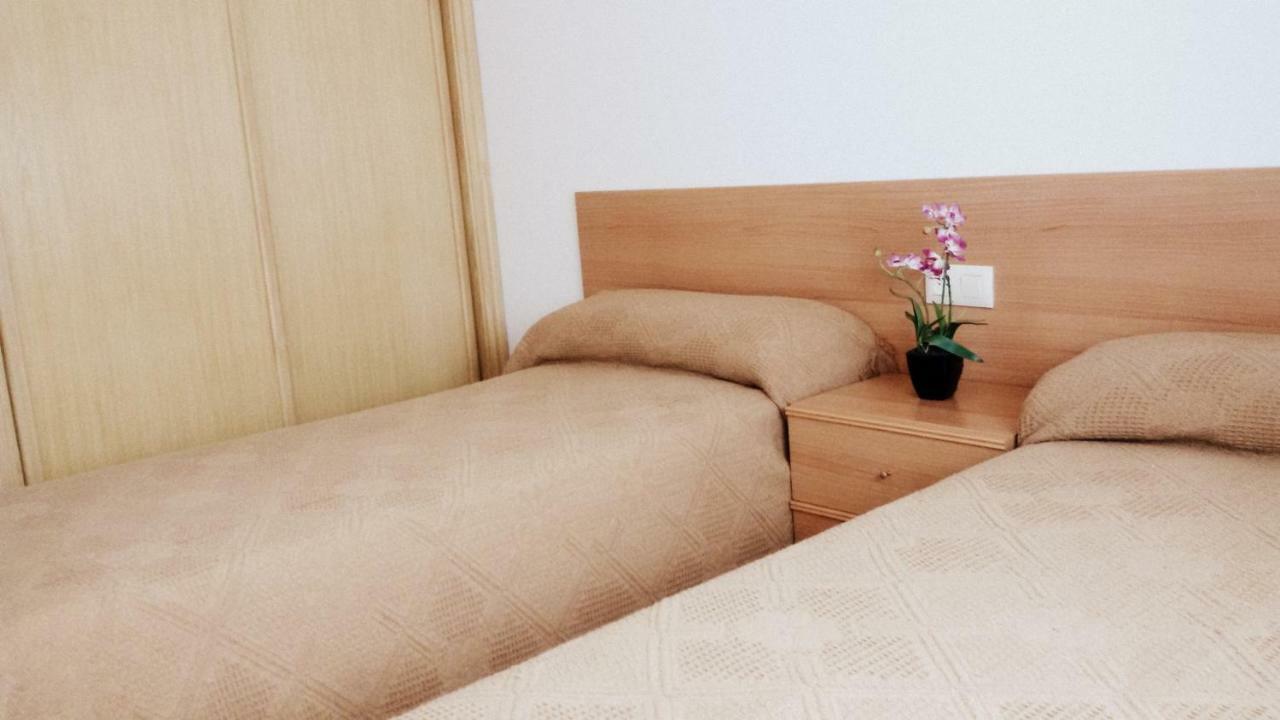 Apartamentos O Grove Esterno foto