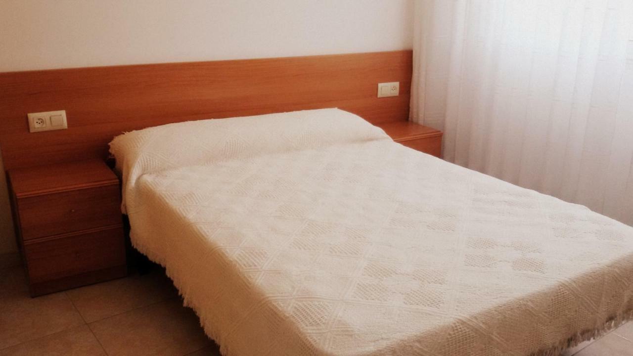 Apartamentos O Grove Esterno foto